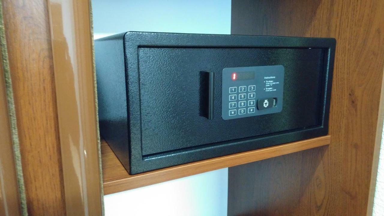Hotel Meridian Броди Екстер'єр фото