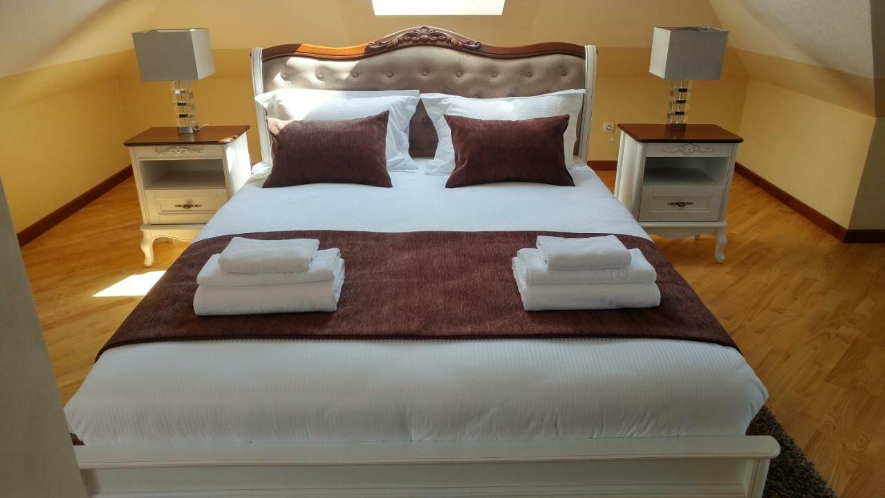Hotel Meridian Броди Екстер'єр фото