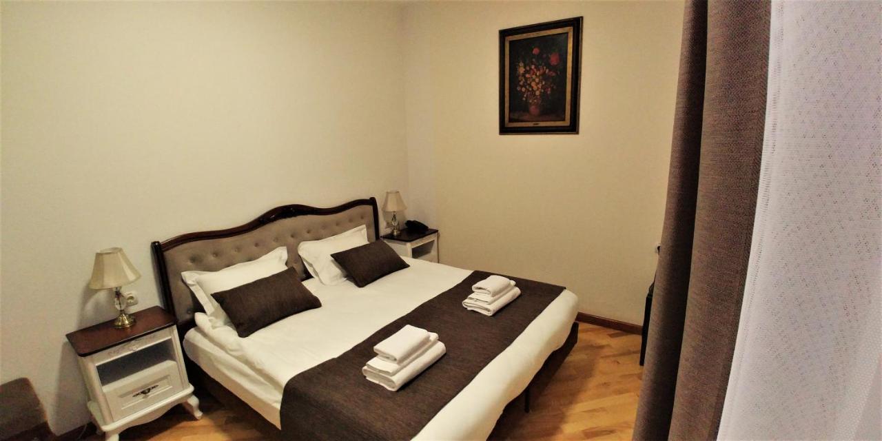 Hotel Meridian Броди Екстер'єр фото